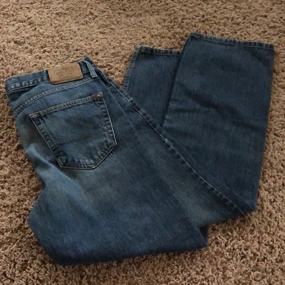 Men’s authentics signature Levi jeans